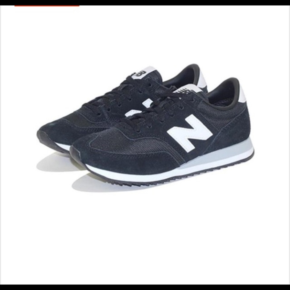 New Balance 620 Sneakers